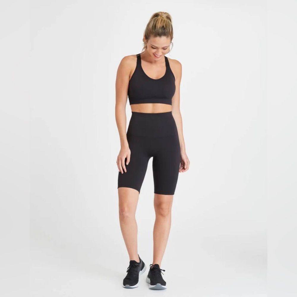 Spanx Look At Me Now Bike Short Size XS NWT